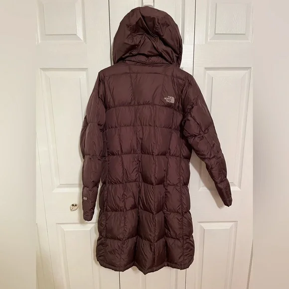 The North Face Parka 600 Down Metropolis
Hooded Long Puffer Coat Brown - Picture 2 of 6